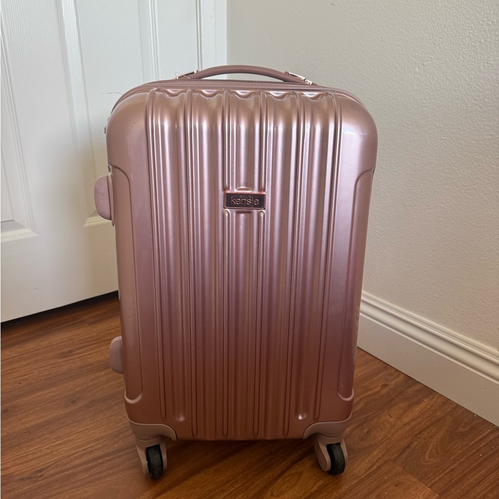 Kensie Rose Gold Hard Shell Suitcase 20”